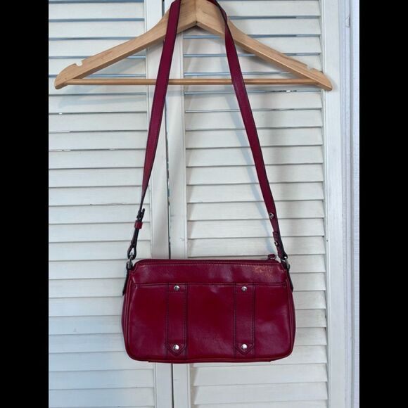 Kenneth Cole Red leather purse - Picture 3 of 8